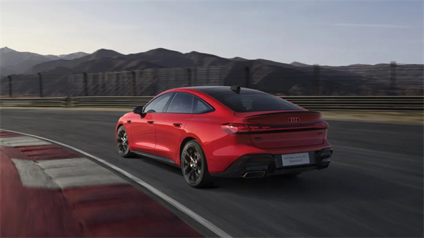 全新上汽奥迪A5L Sportback正式上市，限时臻享价25.99万元起